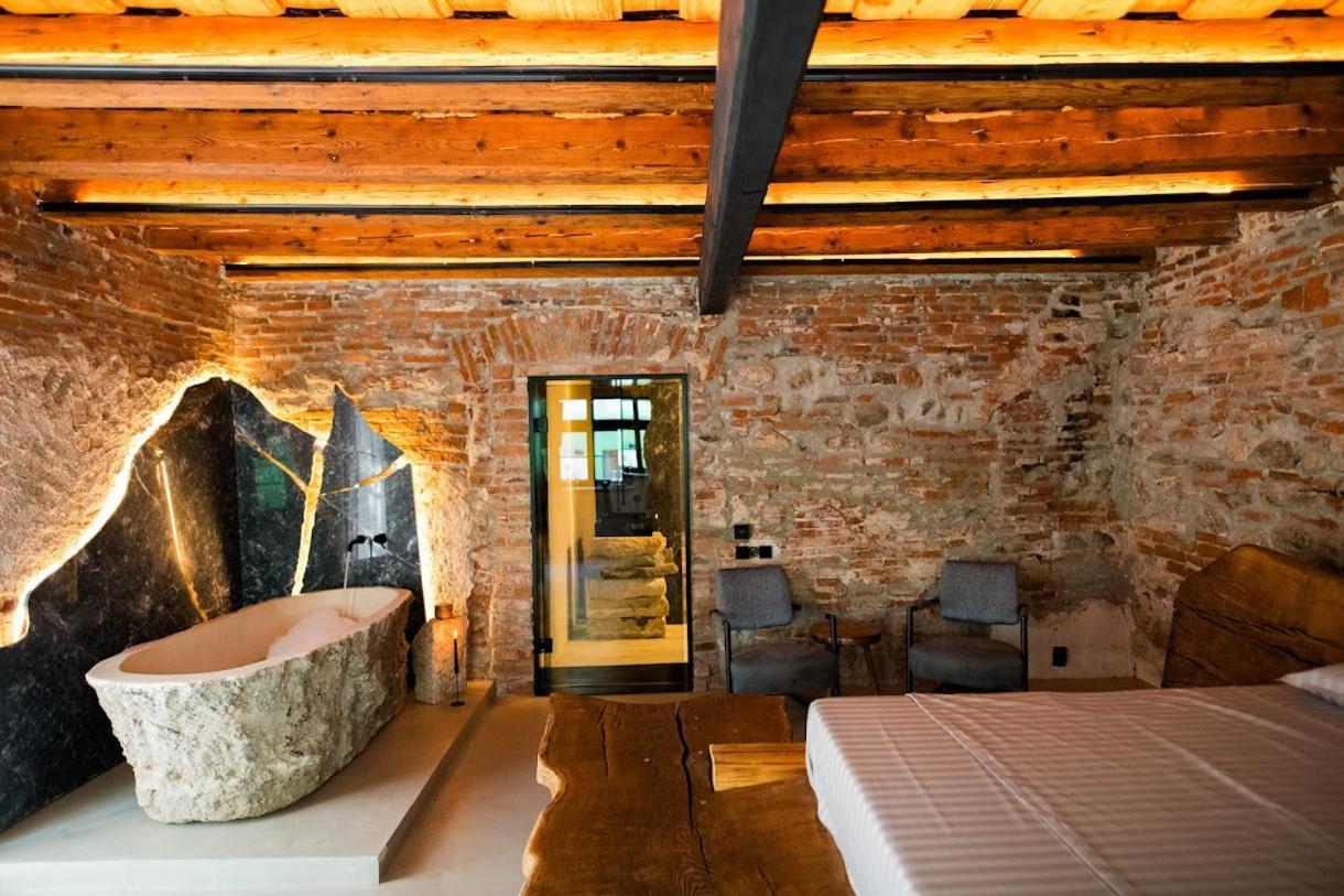 World Studio Sibiu Esterno foto